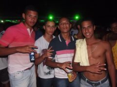 Oktober 10 Anos